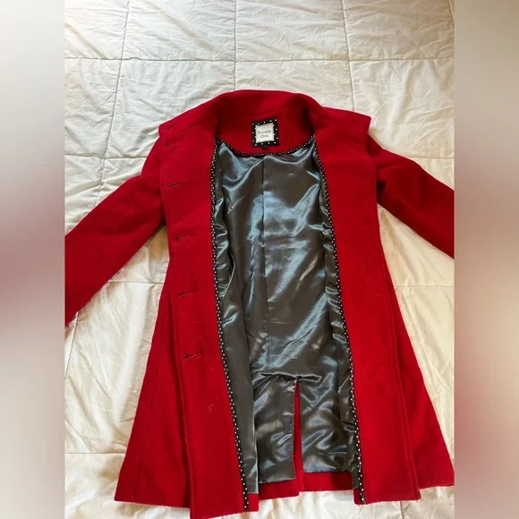 Lovely Kids Red Wool blend coat with silky lining - Picture 2 of 3